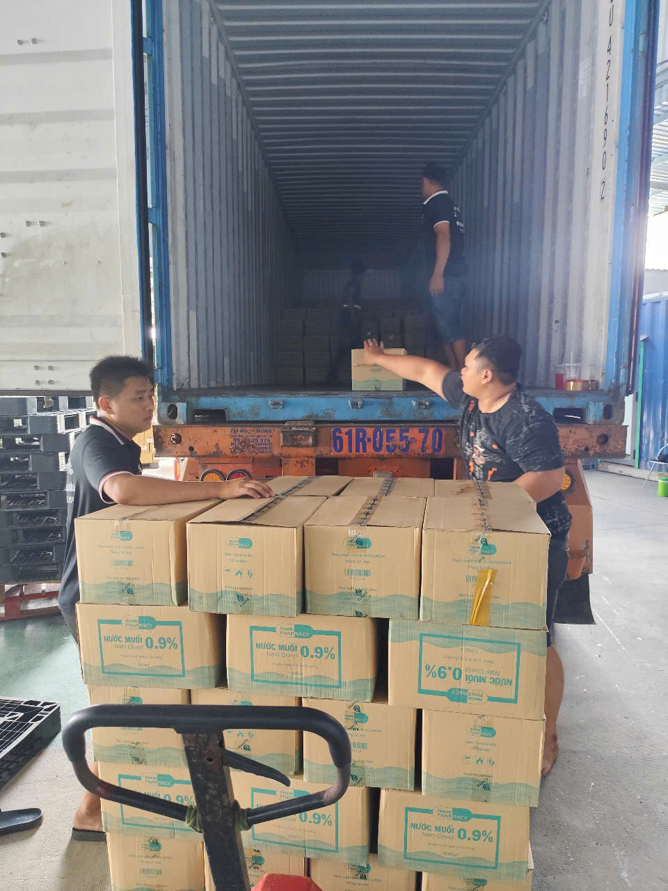 Vì Sao Nên Thuê Dịch Vụ Bốc Xếp TPHCM Chuyên Nghiệp